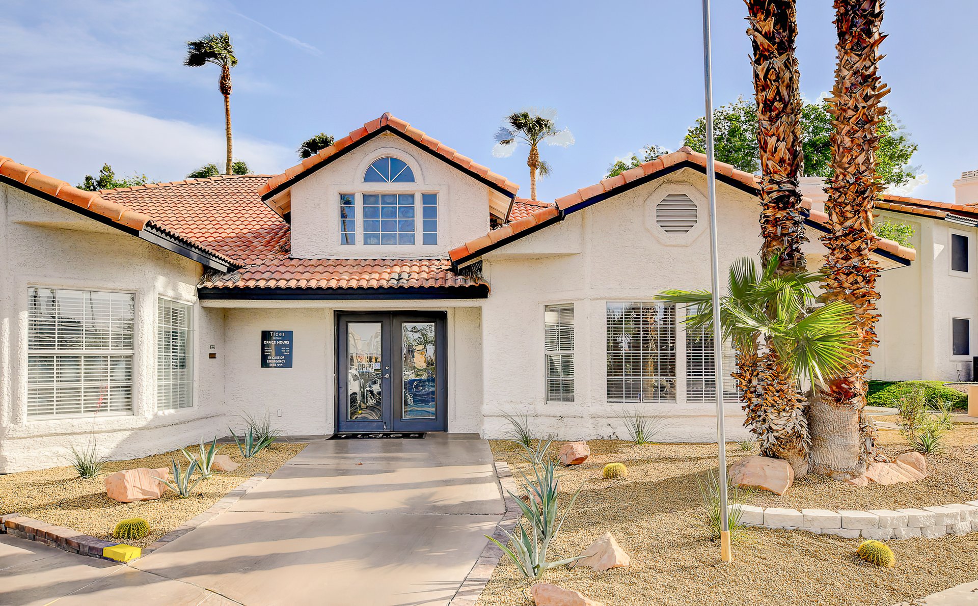 Tides on Twain Apartment Living in Las Vegas, NV