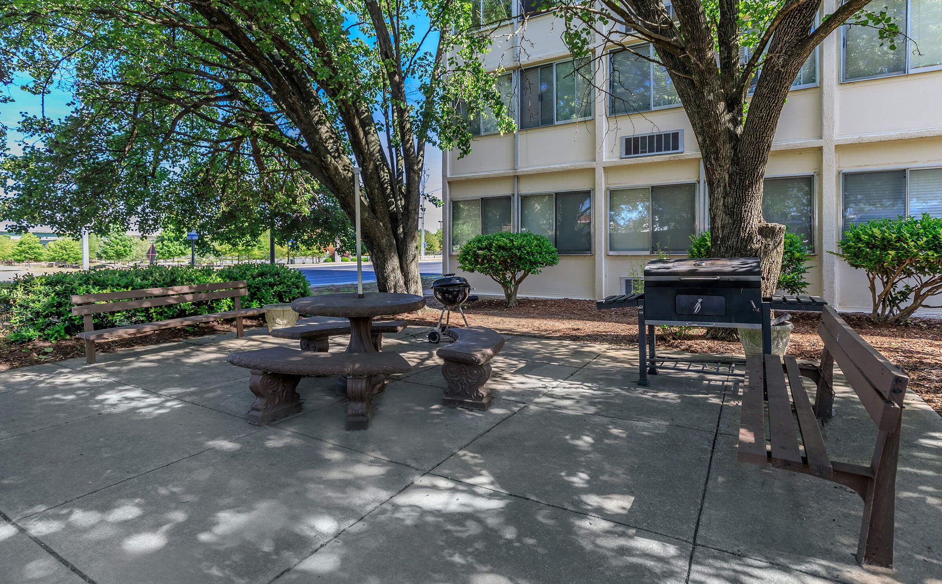 Huntsville Summit Apartments Apartments in Hunstville, AL