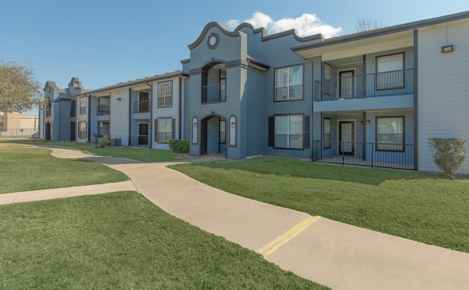 La Mansion Del Paso Apartments in Brownsville, TX