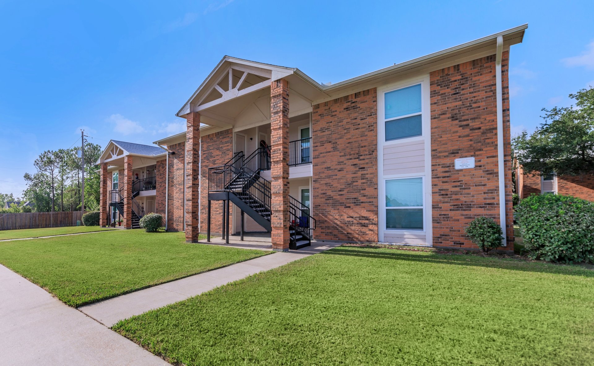 Hitchcock Living Apartments in Hitchcock, TX