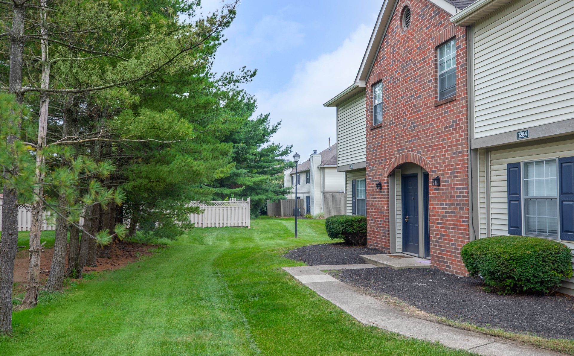 Townhomes at McNaughten Apartment Living in Columbus, OH