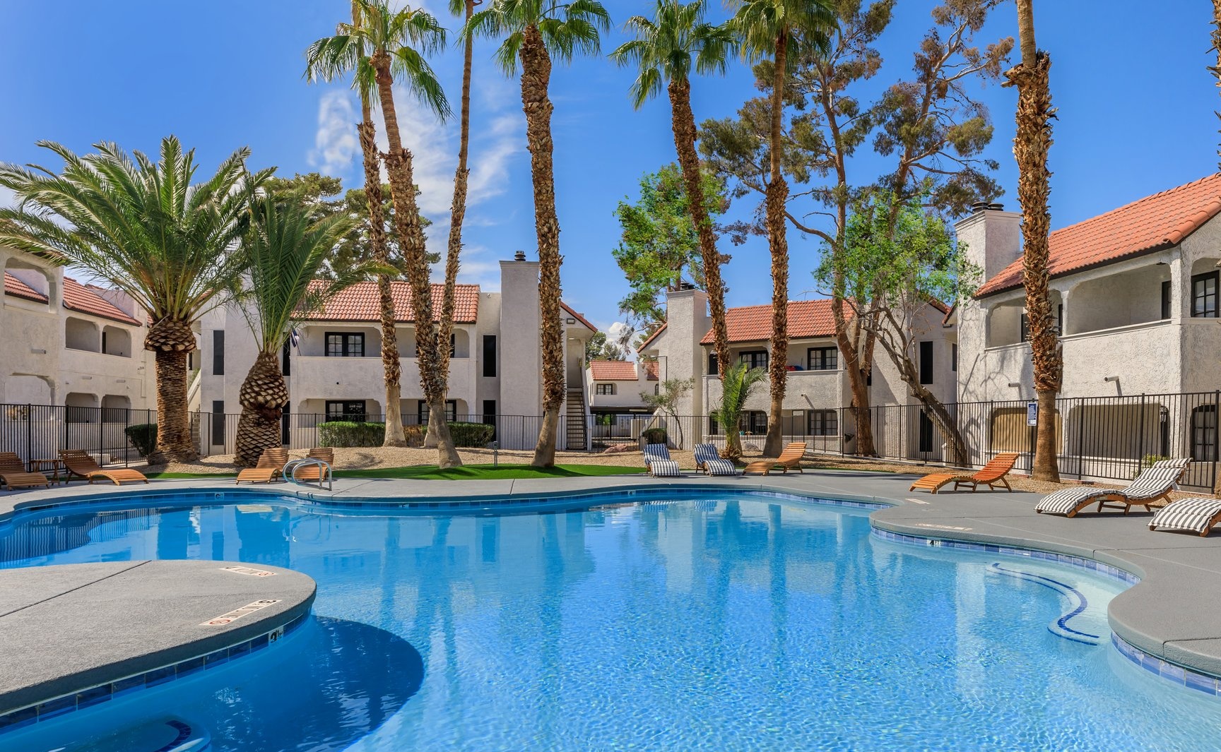 Indigo at Sunset Park Apartment Living in Las Vegas, NV