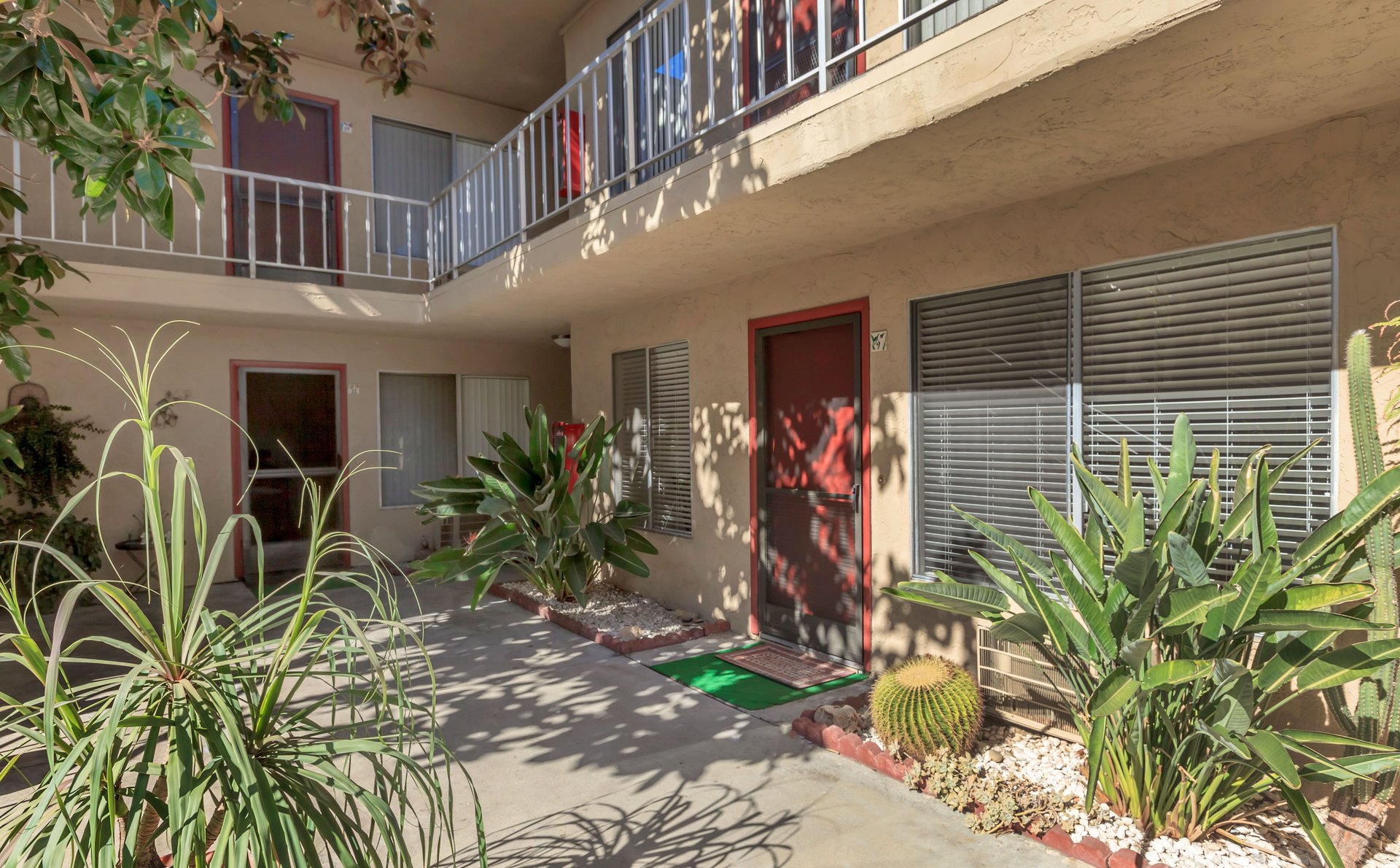 Arizona Towers Apartment Living in San Diego, CA