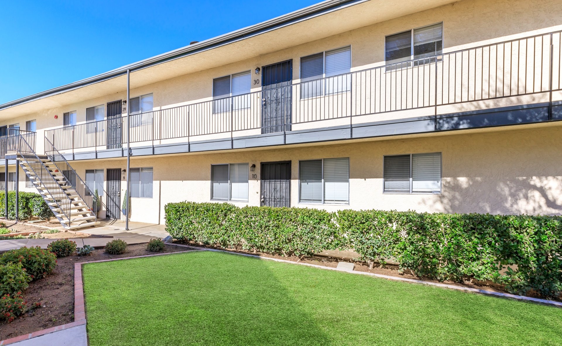 Country Gardens Apartment Living in Ramona, CA