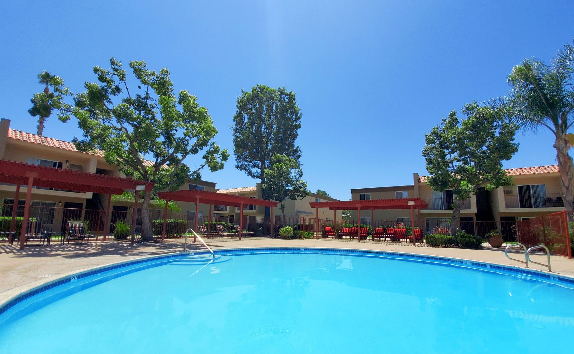 Parkwood Gardens Apartment Living in El Cajon, CA