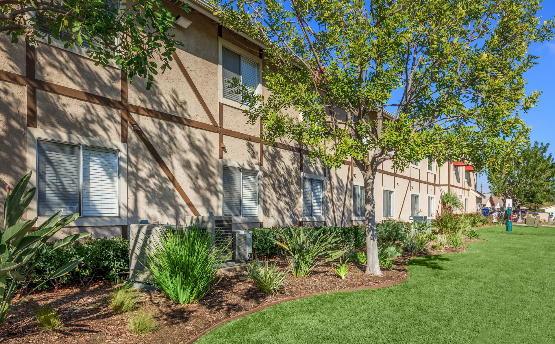 Pepper Valley Apartment Living in El Cajon, CA