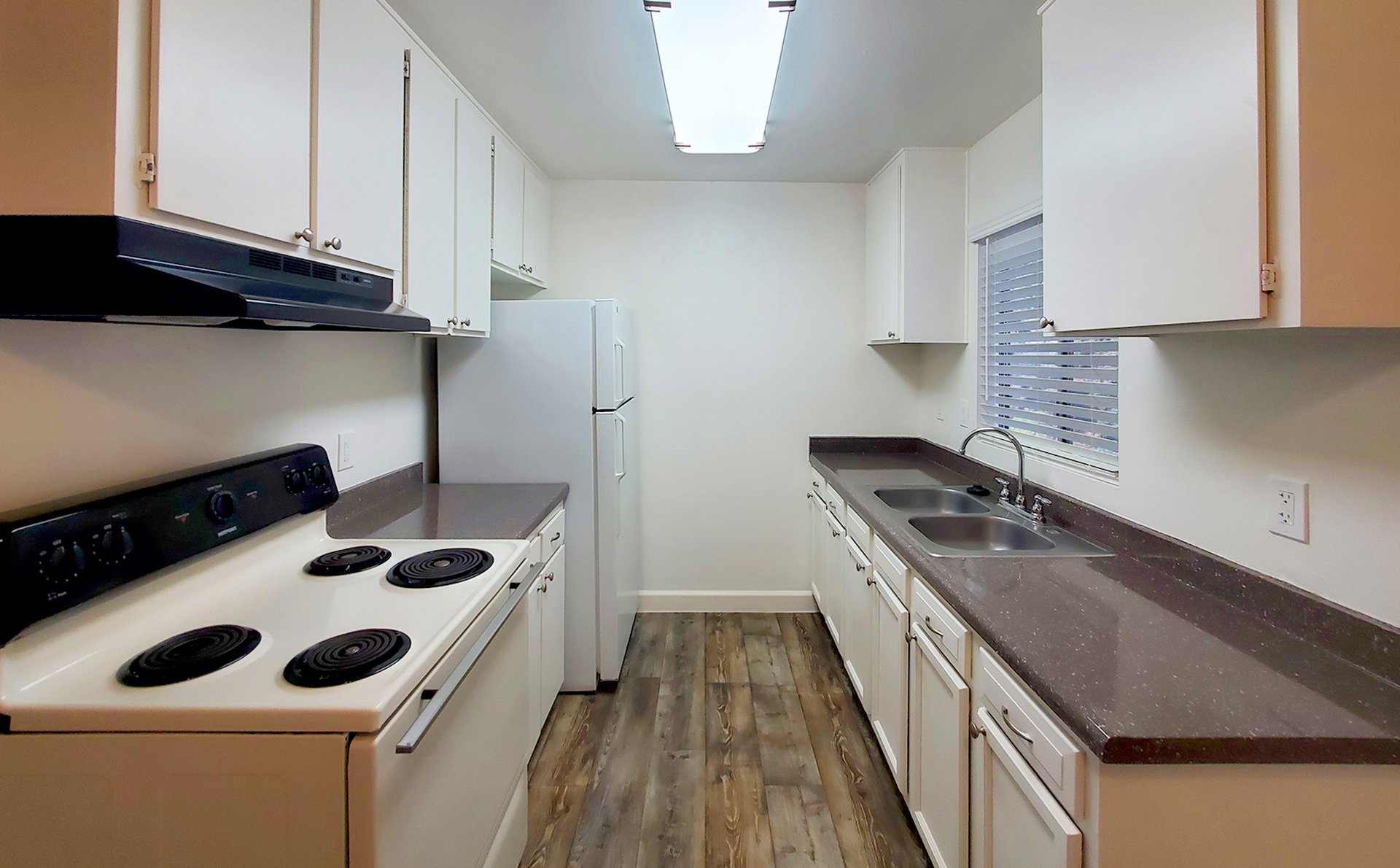 Summit Creek Apartments Apartment Living in Lakeside, CA