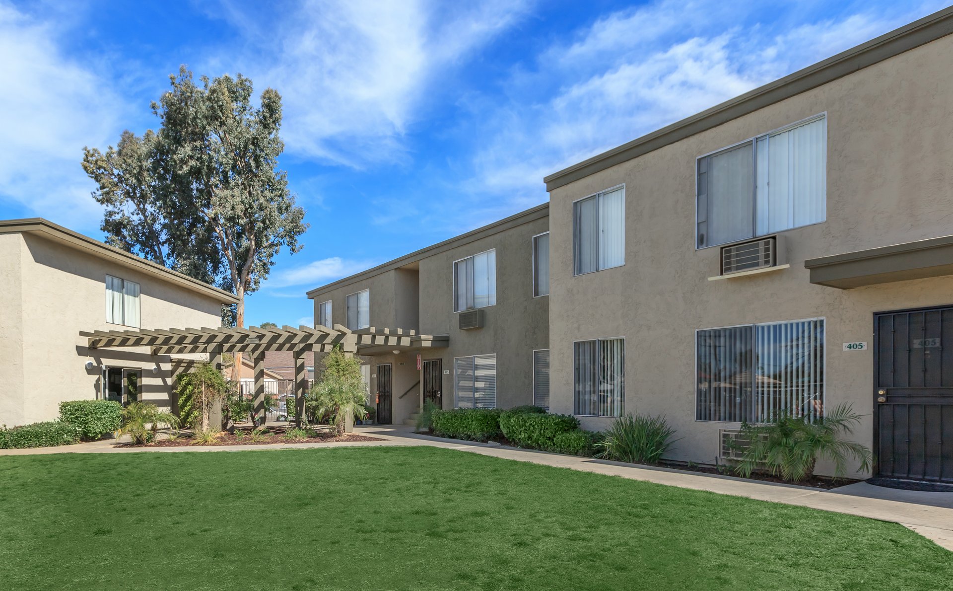 The Courtyards Apartment Living in El Cajon, CA