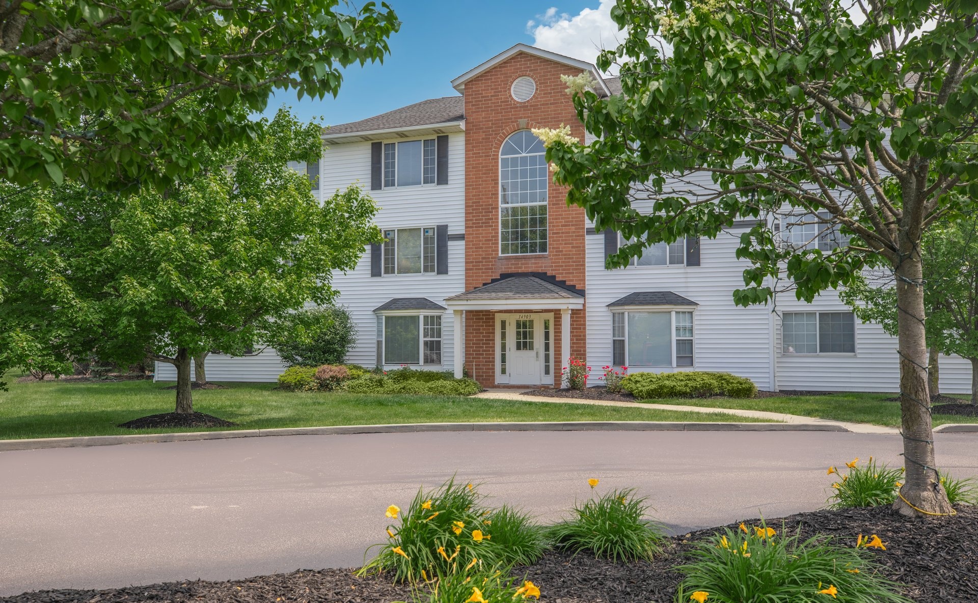Cambridge Court Apartments Apartment Living in Brook Park, OH