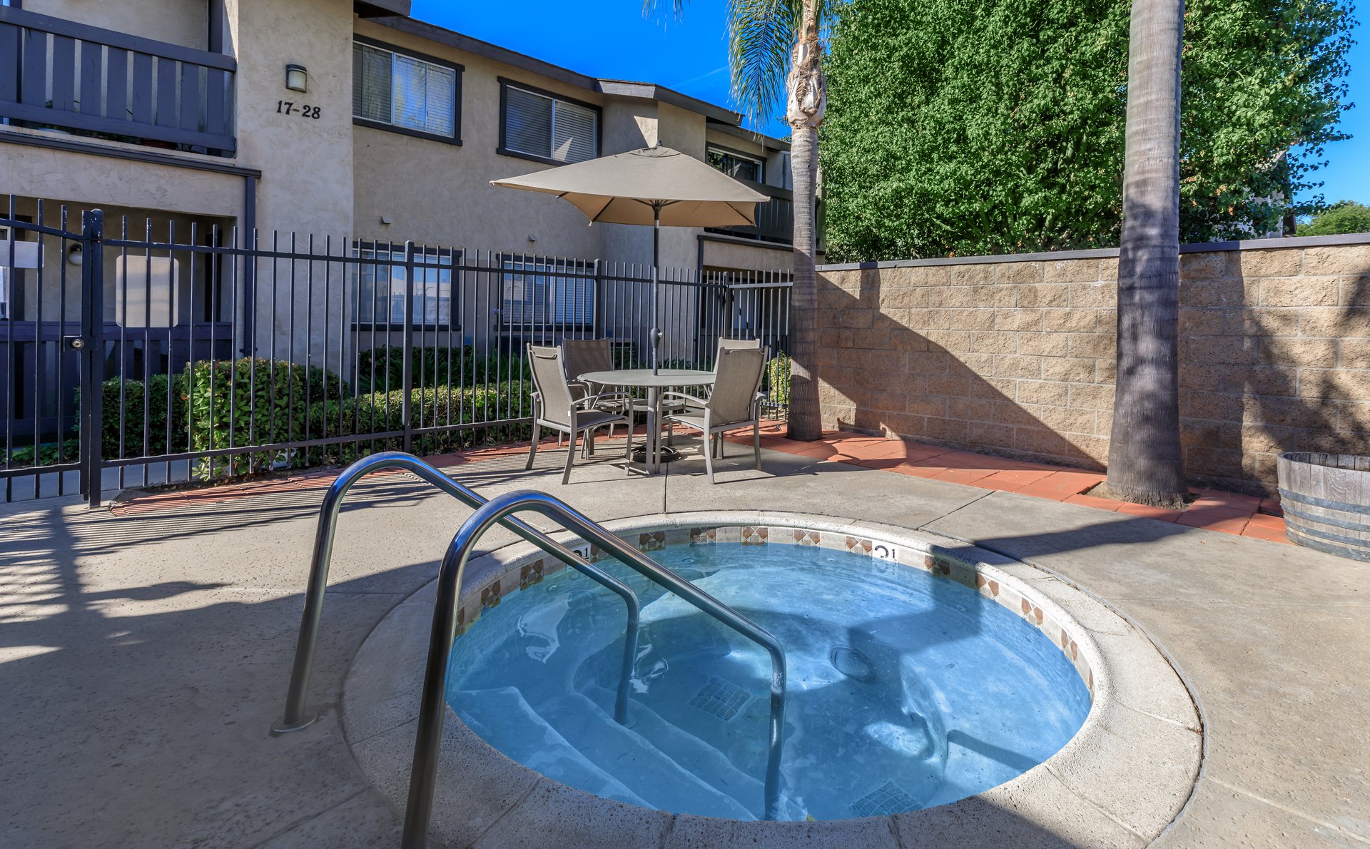 Montecito Oaks Apartment Living in Ramona, CA