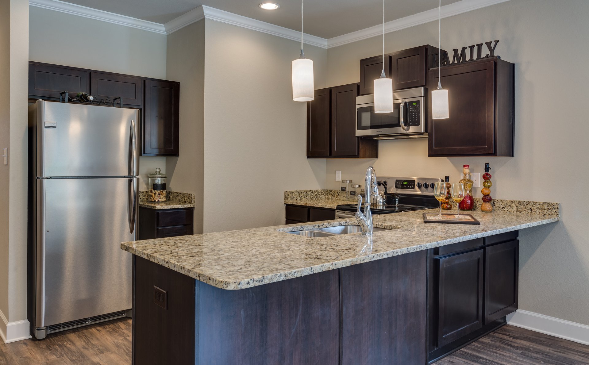 Belcara Luxury Townhomes Apartment Living in San Antonio, TX