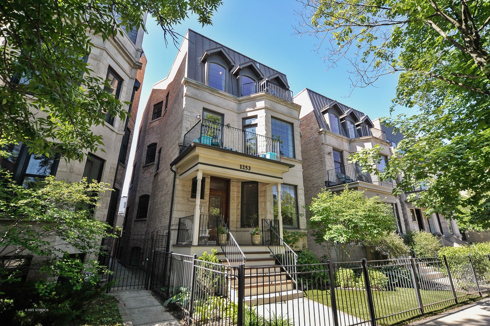 2416 W Addison Street, Chicago, IL 60618 MLS# 11686684