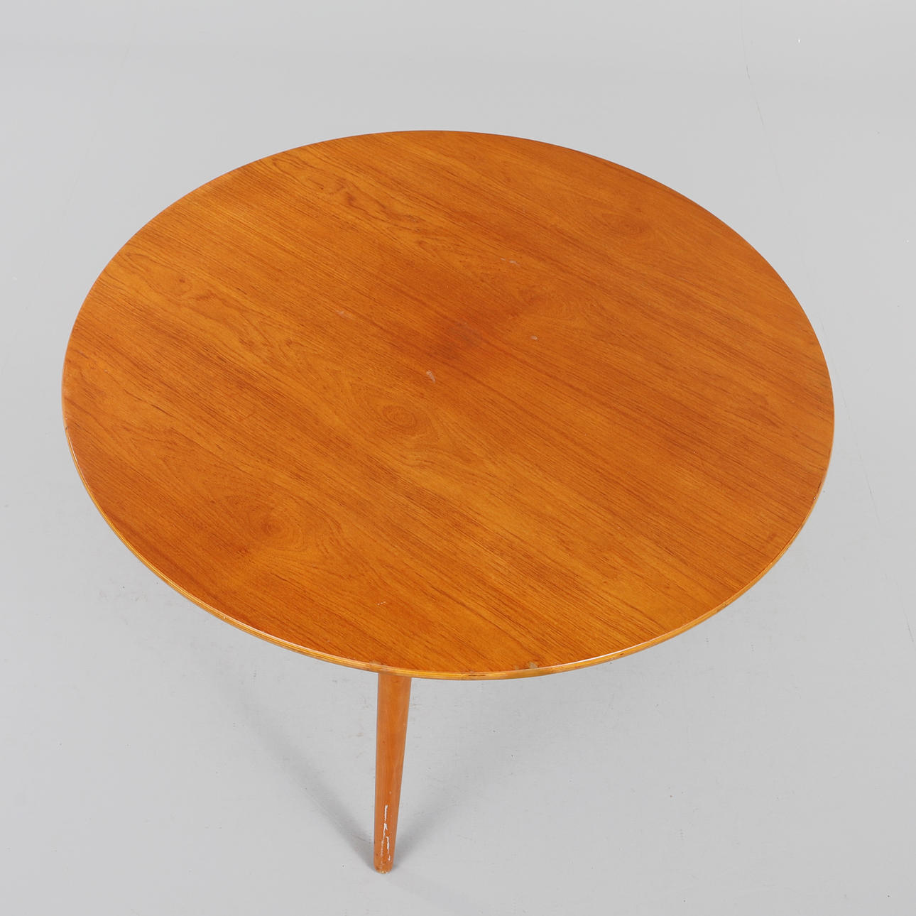 HANS J WEGNER. Dining table, "Heart table", Fritz Hansen, Denmark