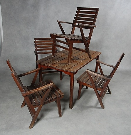 Carl Malmsten. Trädgårdsmöblemang, 5 Delar " Bergshamra ". Möbler - Trädgårdsmöbler - Auctionet
