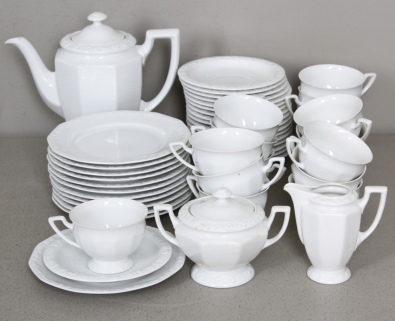 Bilder för 79452. KAFFESERVIS, 31 delar, porslin, Classic Rose