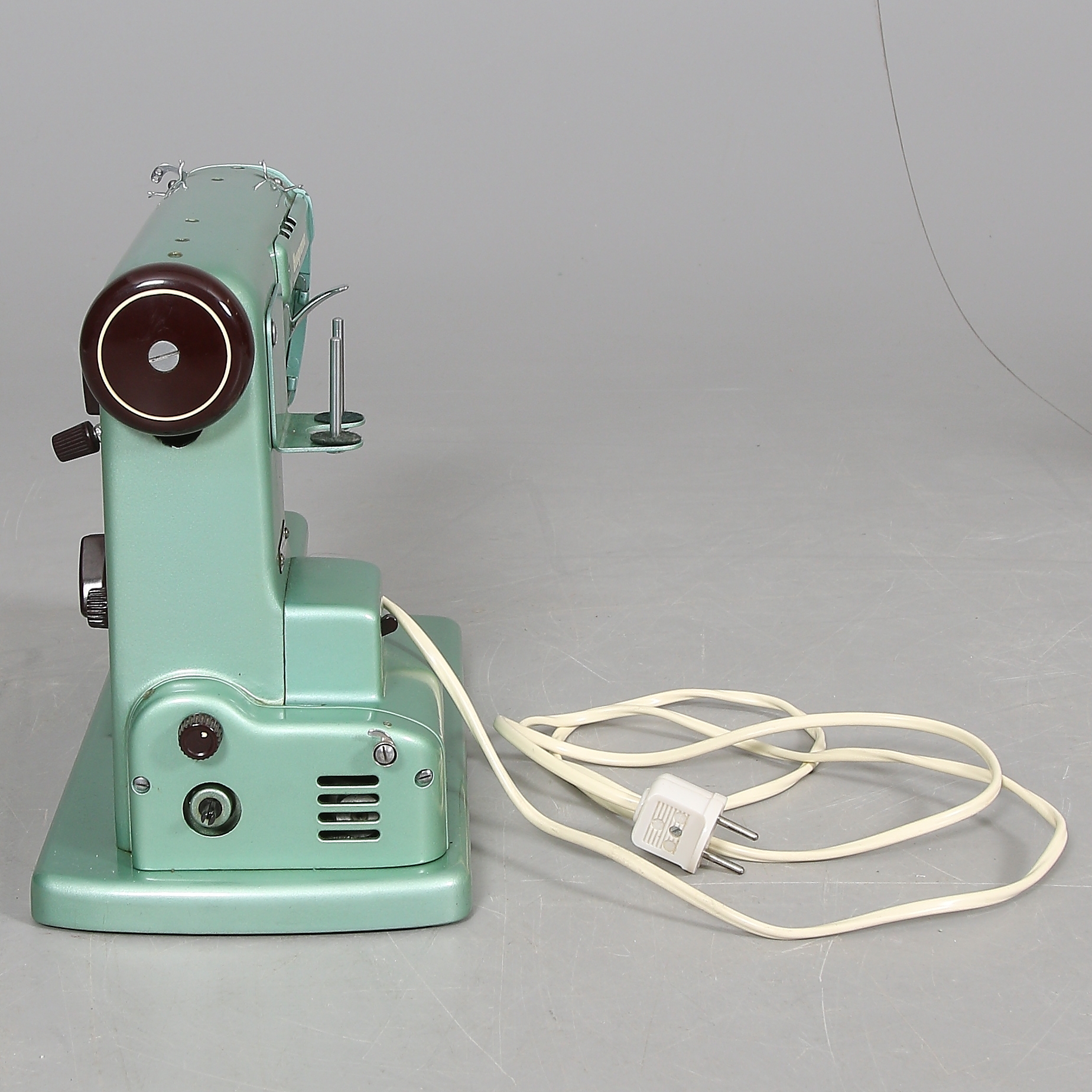 Images for 1059093. SEWING MACHINE, Husqvarna "Zig Zag", mid 20th