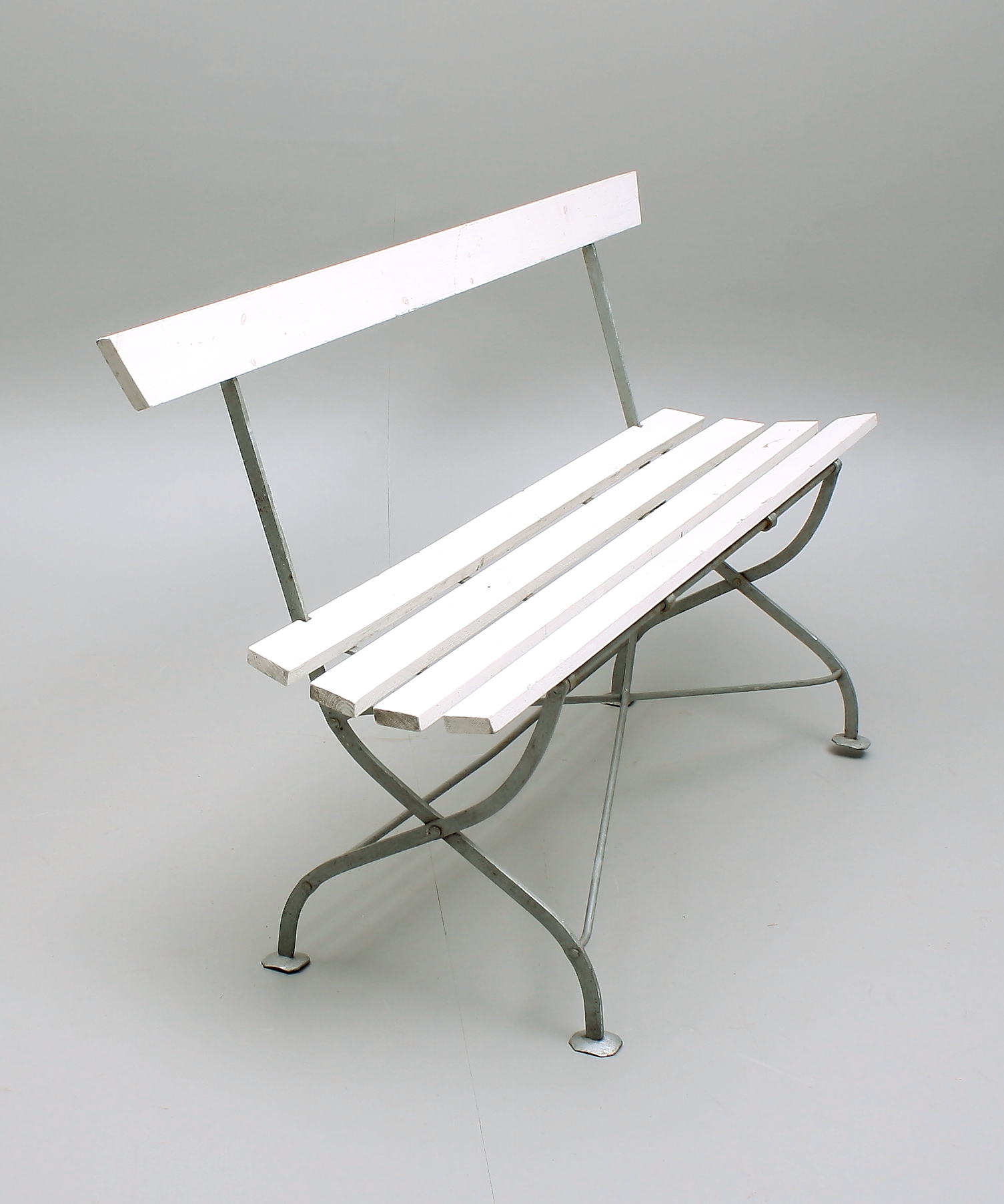 Hopfällbar Trädgårdssoffa TRÄDGÅRDSSOFFA, trä/metall, 2000tal. Möbler Trädgårdsmöbler