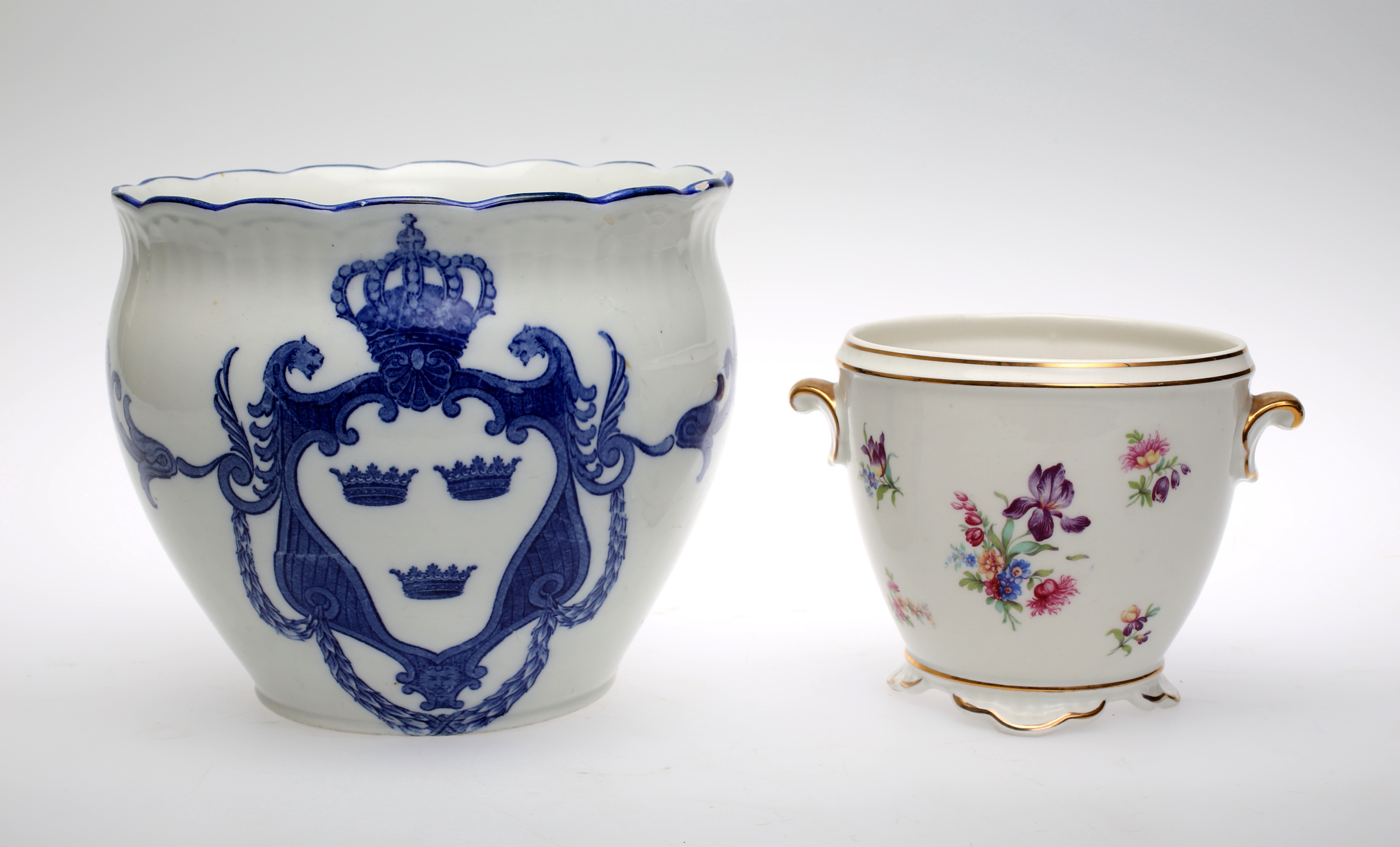 Gamla Krukor Rörstrand Bilder för 140684. KRUKOR, Rörstrand, 2 stycken.