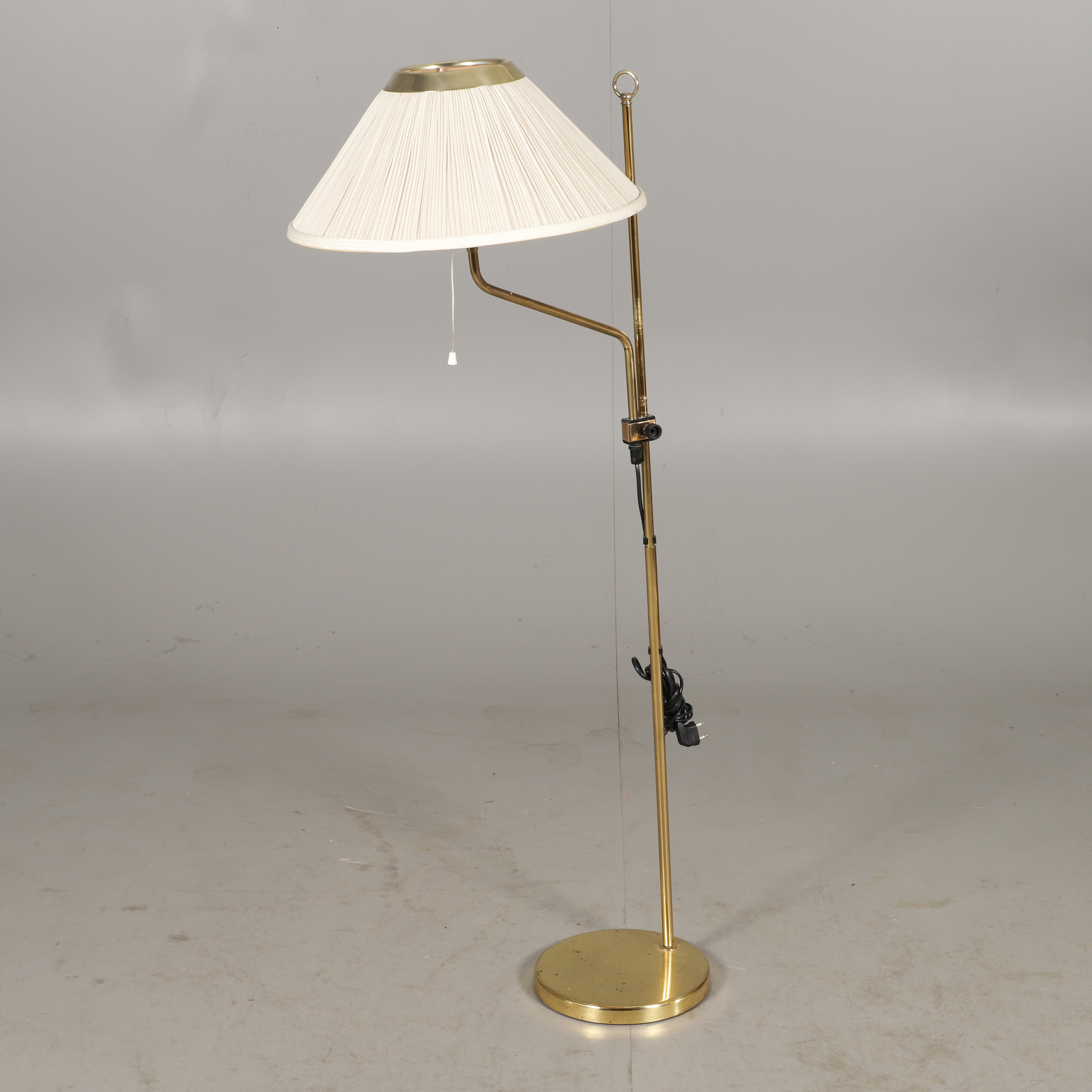 aneta golvlampa Golvlampa, Mässing, Aneta. | Barnebys