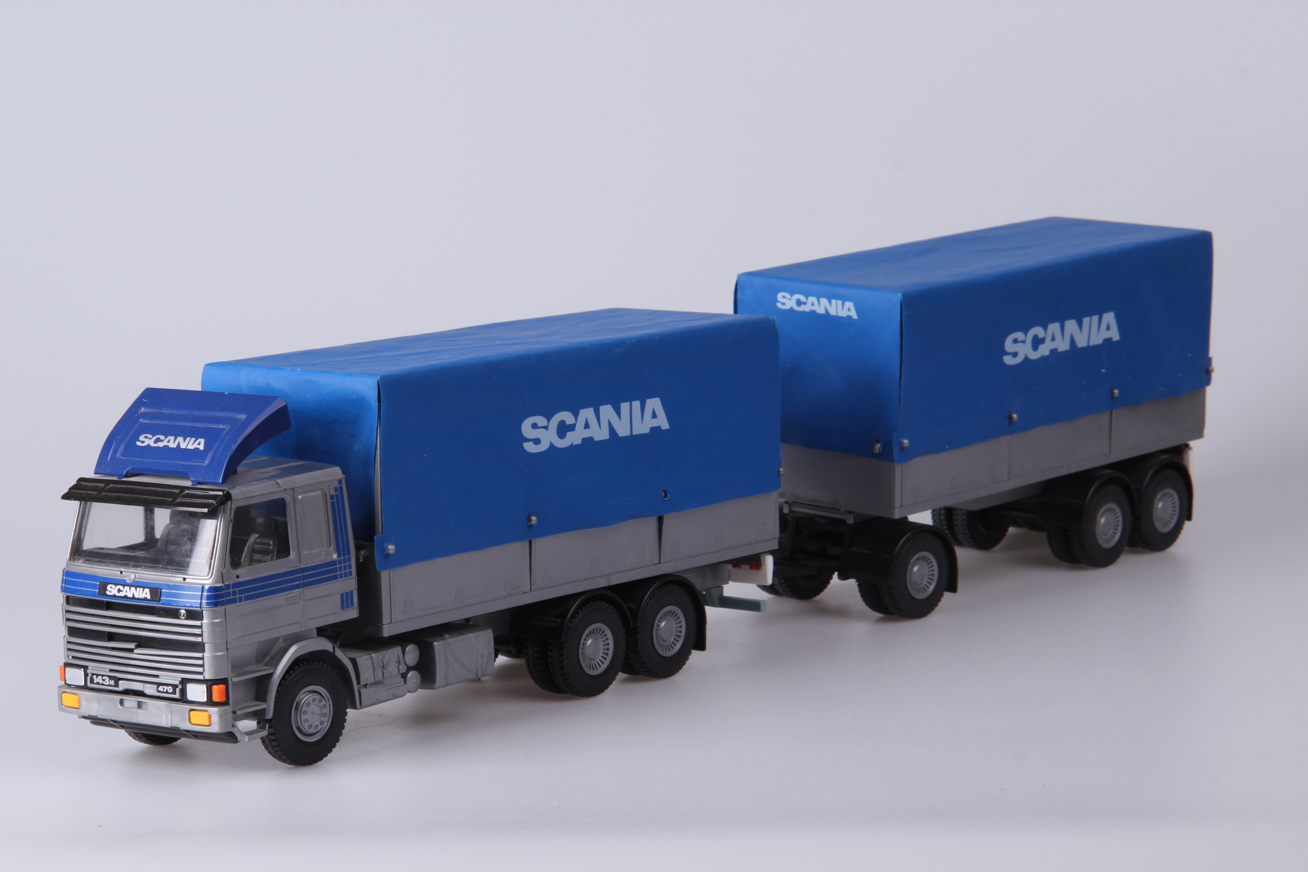 Bilder för 162475. LASTBIL, 143H 470, Scania, Emek Muovi Oy, Finland