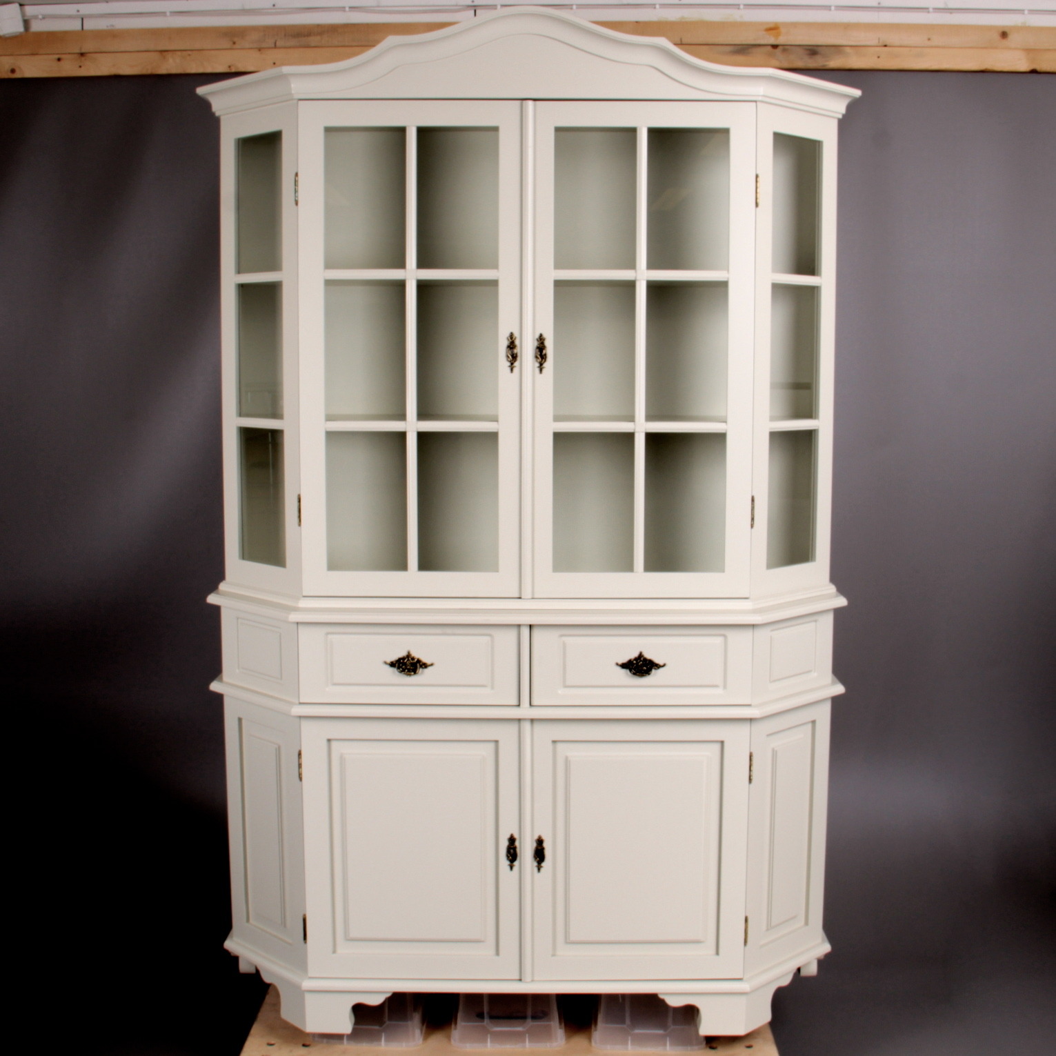 Begagnade Åmells Möbler Images for 215505. DINING tile marked "Old Sweden" Åmells