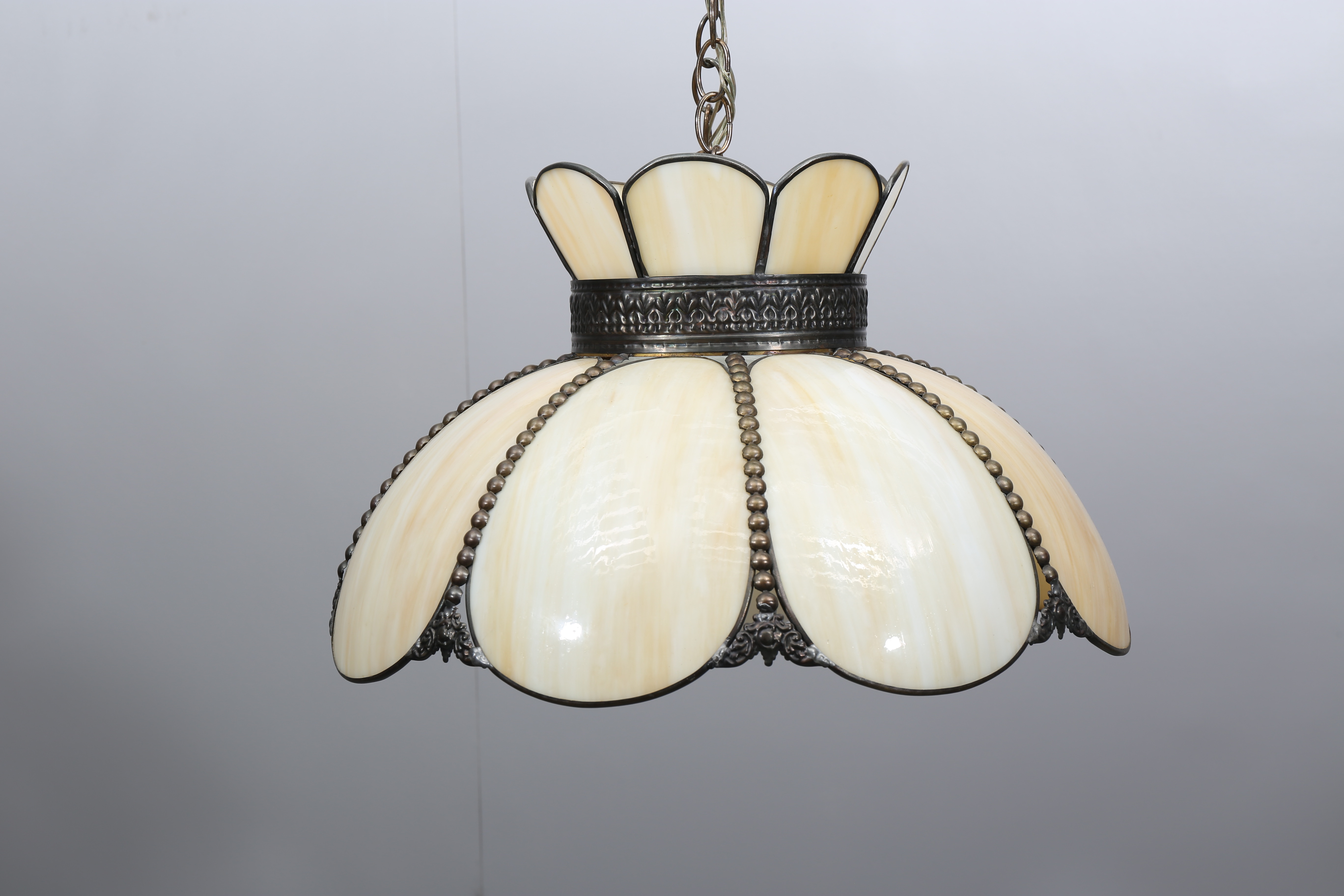 tiffany taklampa Ceiling Lamp, Tiffany Style, Second Half Of The 20Th Century. Lighting & Lamps - Ceiling Lights - Auctionet