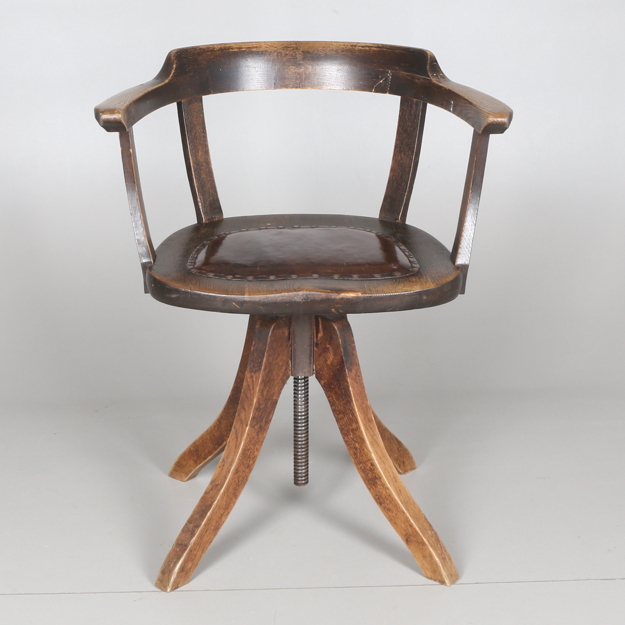 kontorsstol trä Kontorsstol, Trä/Läder, Ca År 1900. Möbler - Fåtöljer & Stolar - Auctionet