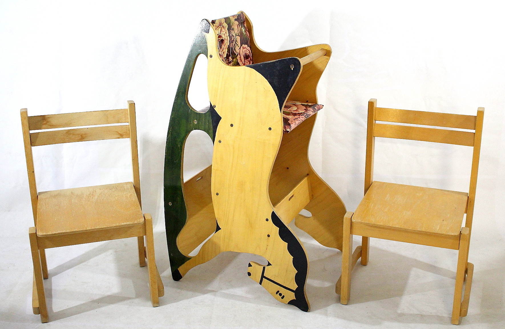 barnstol hokus pokus Images For 345644. Children's Chairs, 3 Pcs, Each By A Hokus Pokus In The Shape Of A Horse, 1950S. - Auctionet
