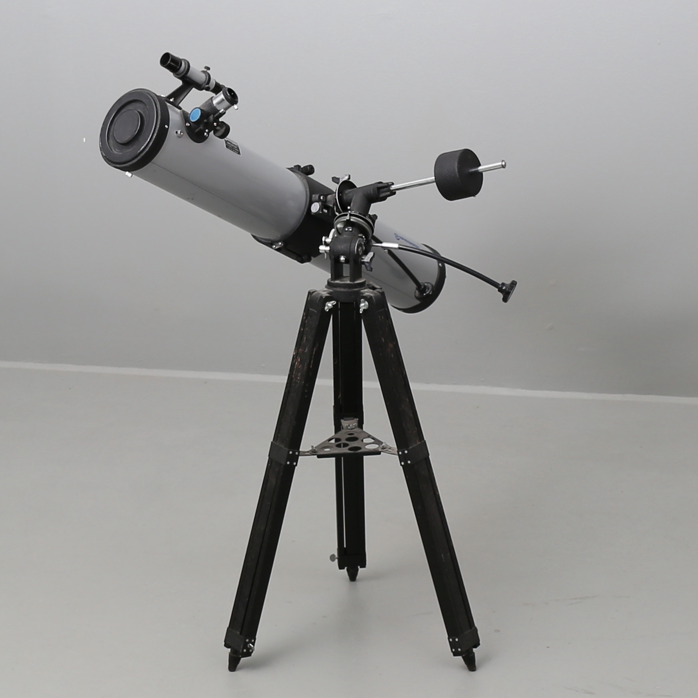 Images for 382783. TELESCOPE, Bresser Optik, reflector, on stand