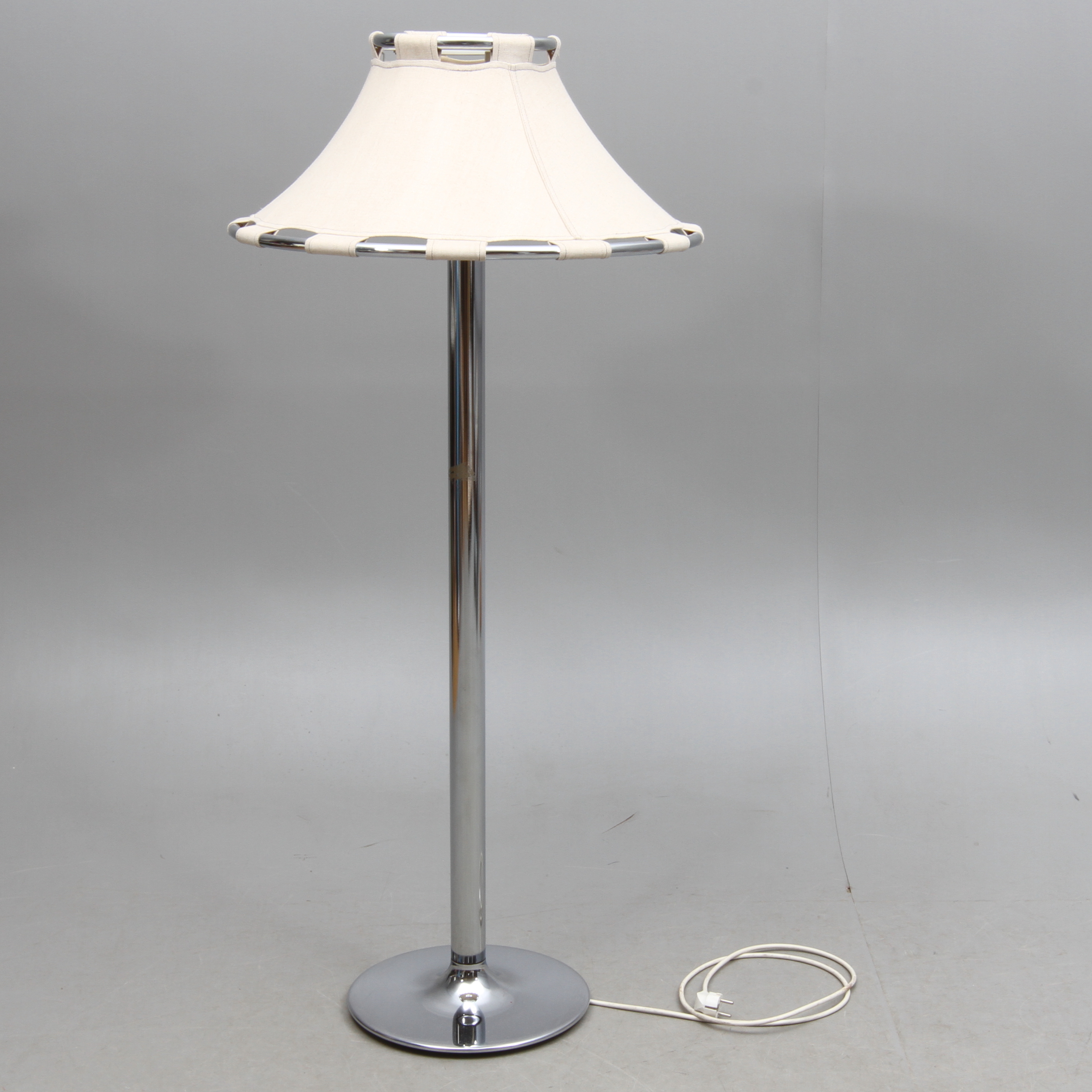 Anna Lampa Golvlampa Bilder för 429537. GOLVLAMPA, "Anna", Anna Ehrner för Atelje Lyktan