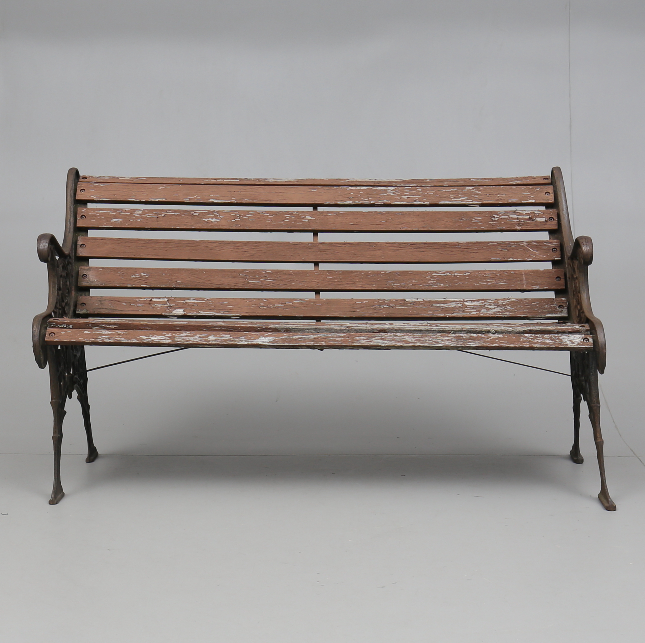 parksoffa gjutjärn Parksoffa, Gjutjärn, 1900-Tal. Möbler - Trädgårdsmöbler - Auctionet