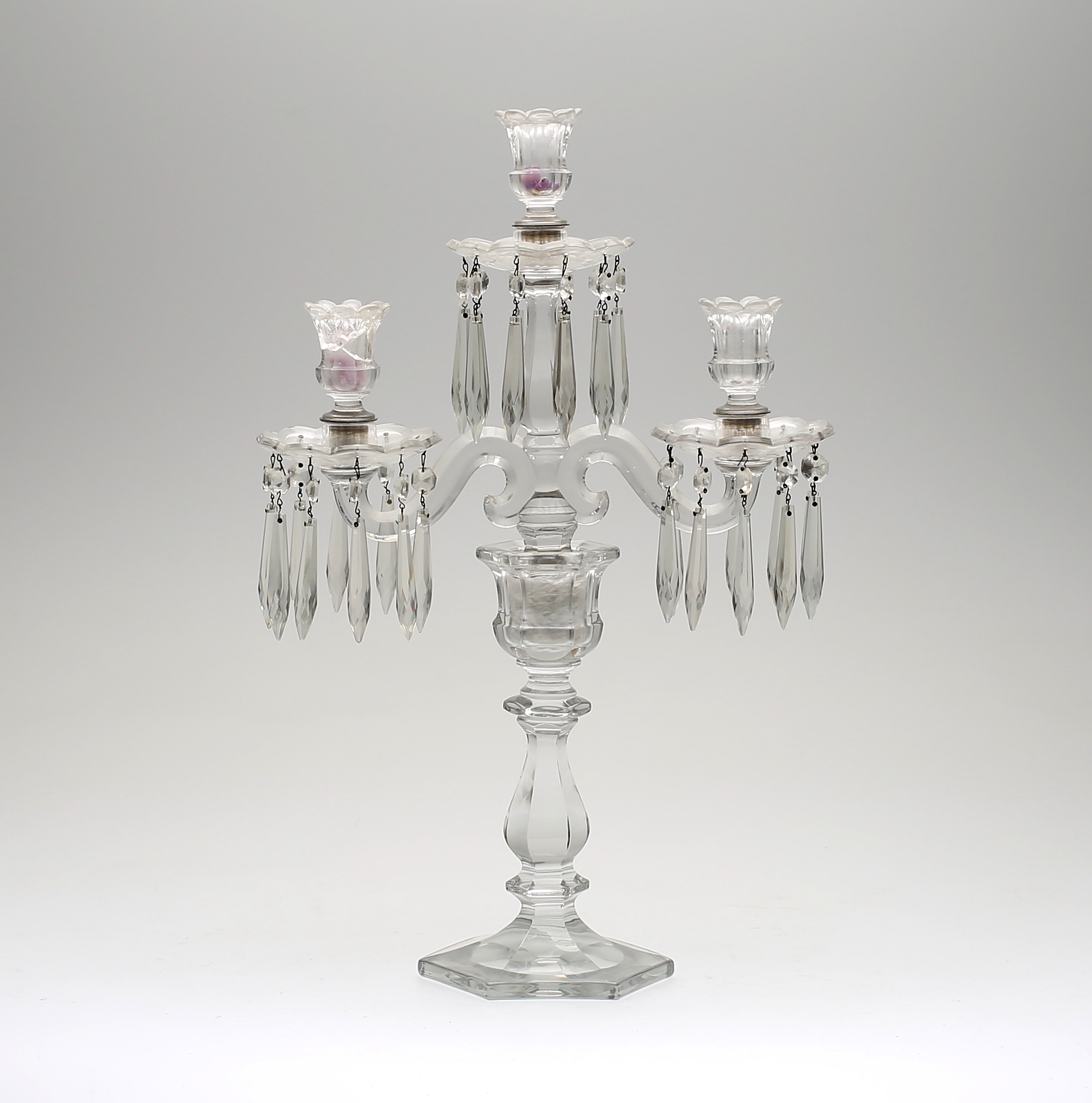 Kandelaber Glas KANDELABER, glas, 1900tal. Belysning & Lampor Ljusstakar