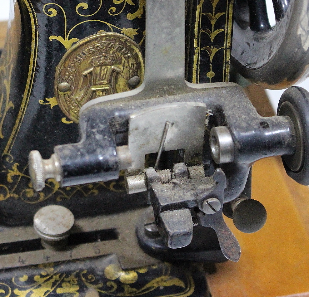 Images for 546596. SEWING MACHINE, Freja, Husqvarna.