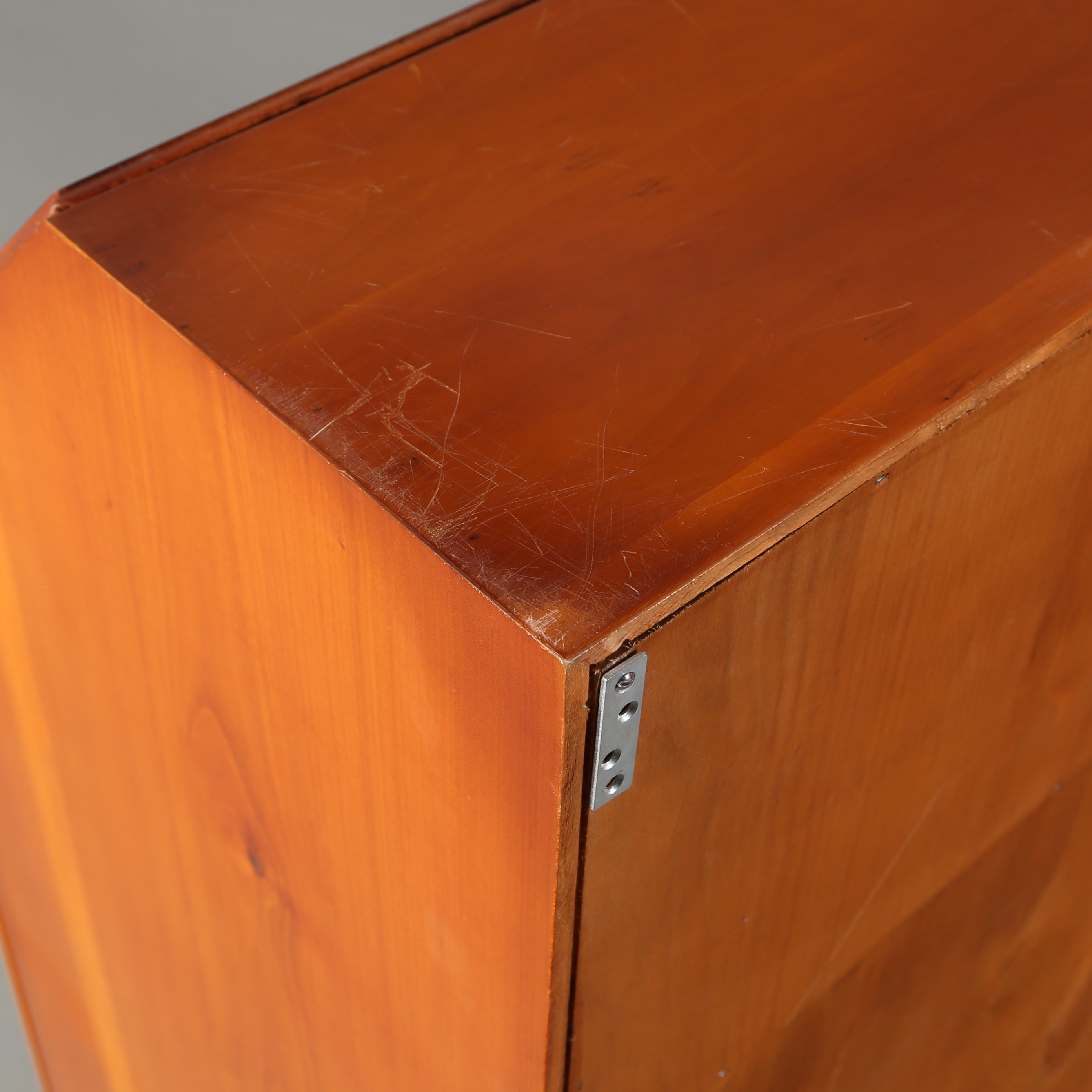 Images for 579023. DISPLAY yew veneer, English style, second