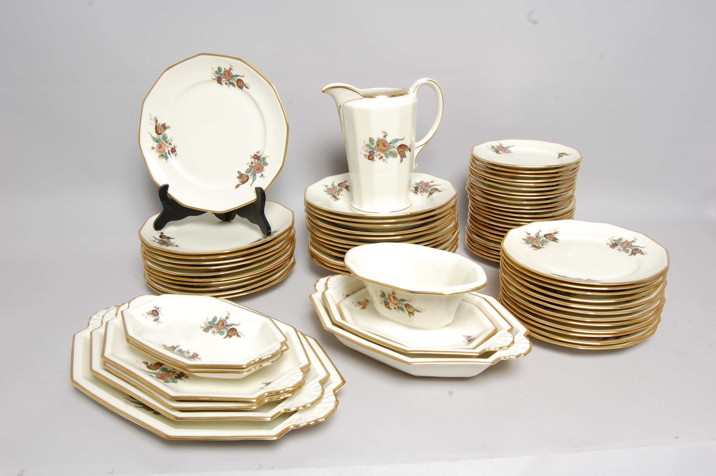 MATSERVIS, Karlskrona, KP. Keramik & Porslin Europeiskt