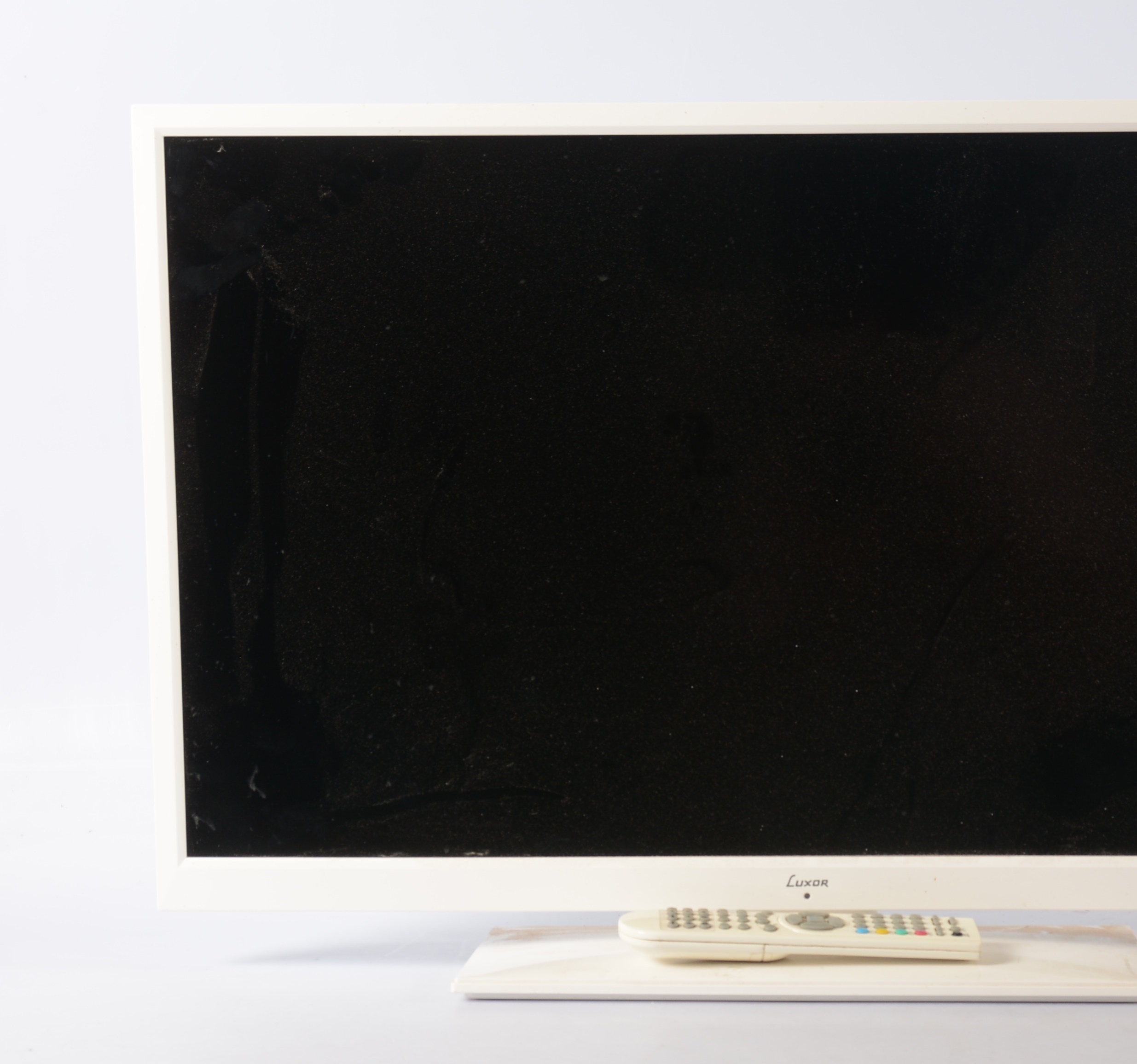 TV, Luxor 32". Miscellaneous - Modern consumer electronics - Auctionet