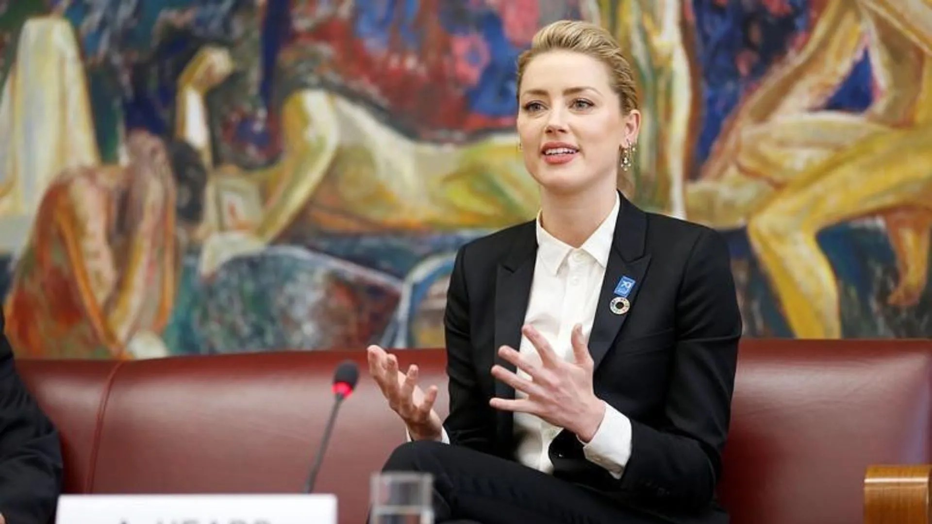 Amber Heard Net Worth Her Career Earnings, Expensive Assets, Lawsuits