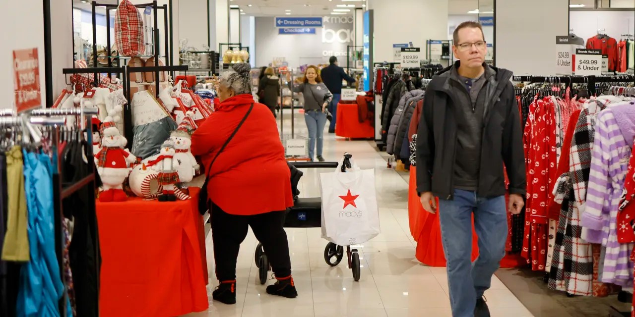 Macy’s May Have a Bidder. History Says It Should Seriously Consider an