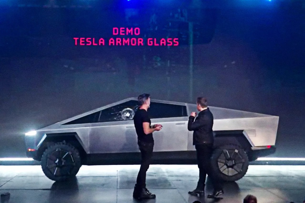 Tesla Cybertruck What Happened To Tesla Truck Glass