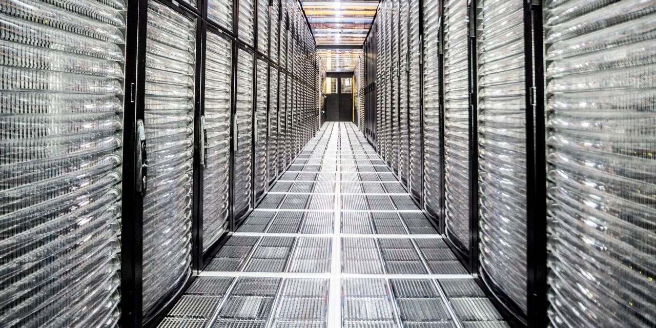 AI Demand Will Lift Digital Realty, Equinix, DigitalBridge Stocks, Says