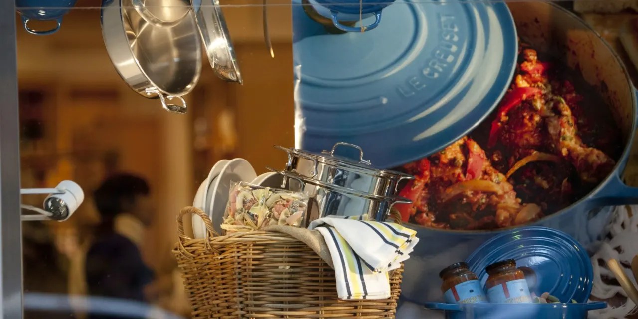WilliamsSonoma Stock Jumps After Earnings Show People Are