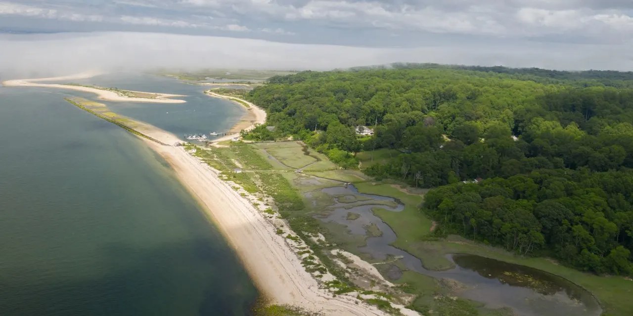 A Historic 33Acre Beachfront Estate in Long Island, New York, Heads to