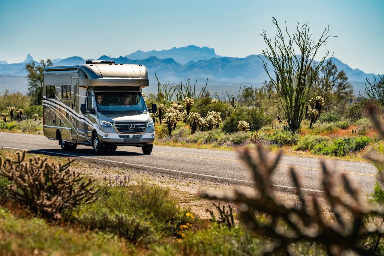 Winnebago Sees Sales Falling Sequentially in 2Q Before Improving Later