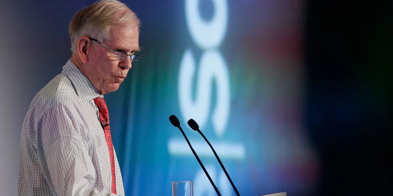 Jeremy Grantham Says StockMarket Bubble Could Deflate in the Spring