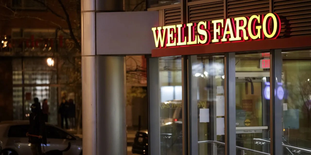 Wells Fargo Sees More Financial Advisors Walk Out the Door Market