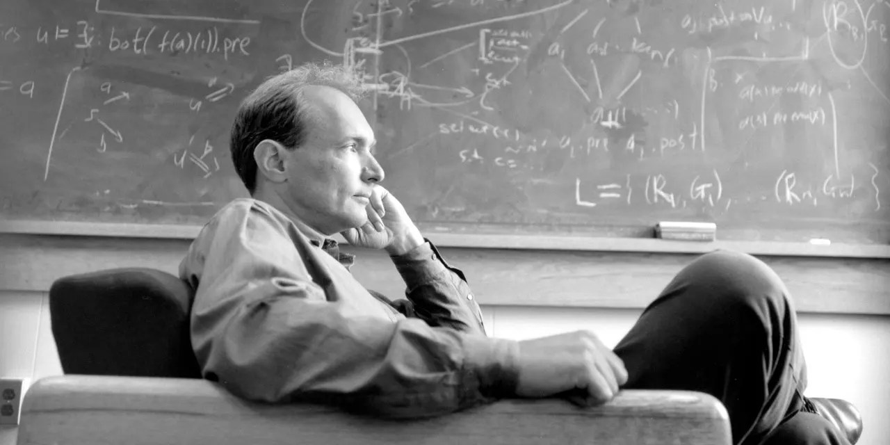 La crypto est «dangereuse», prévient l'inventeur du  Tim BernersLee