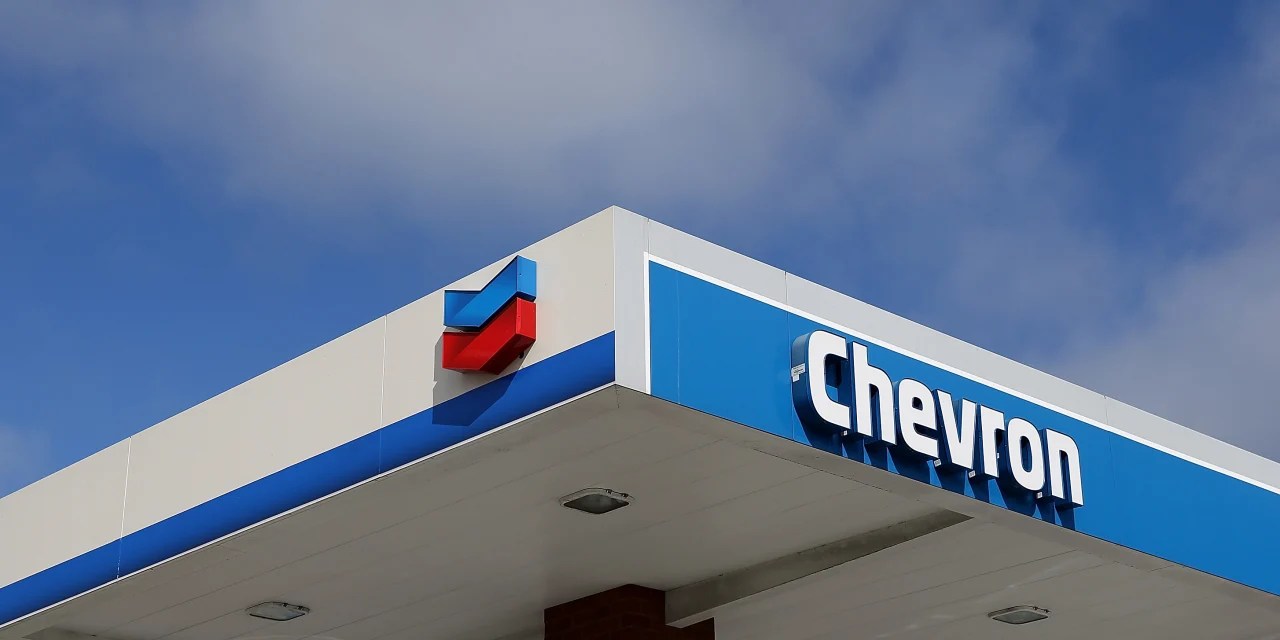 Chevron, Exxon, Oil Stocks Mixed After Saudi Arabia Pledges Production