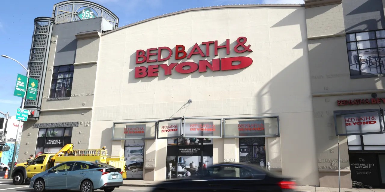 Bed Bath & Beyond Had Big Earnings Miss. Reddit Traders Help Boost the