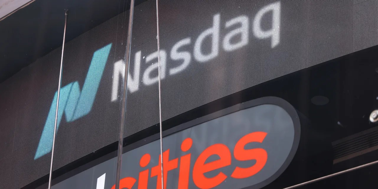 Super Micro Stock to Join the Nasdaq 100, Replacing Walgreens Barron's