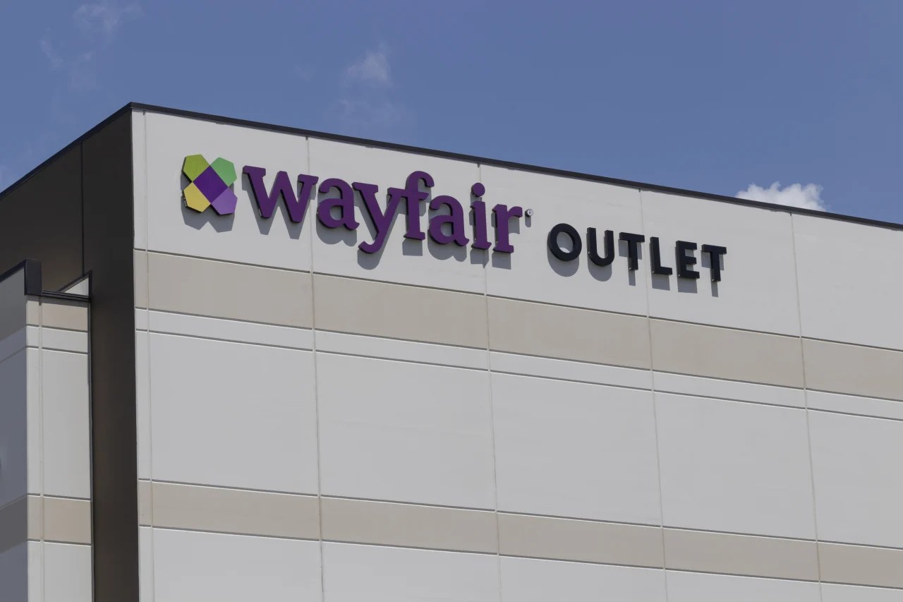 New Wayfair Commercial 2023 Wayfair Cut To Sell As Inflation Will 'Put A Damper On Sales Growth' | Barron's